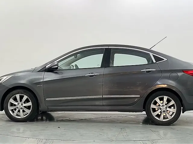 Used Hyundai Verna [2011-2015] Fluidic 1.6 VTVT SX Opt in Delhi