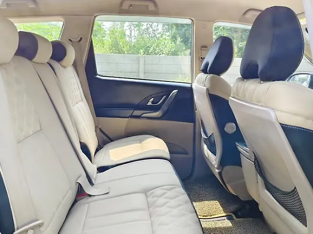Used Mahindra XUV500 [2015-2018] W6 in Nashik