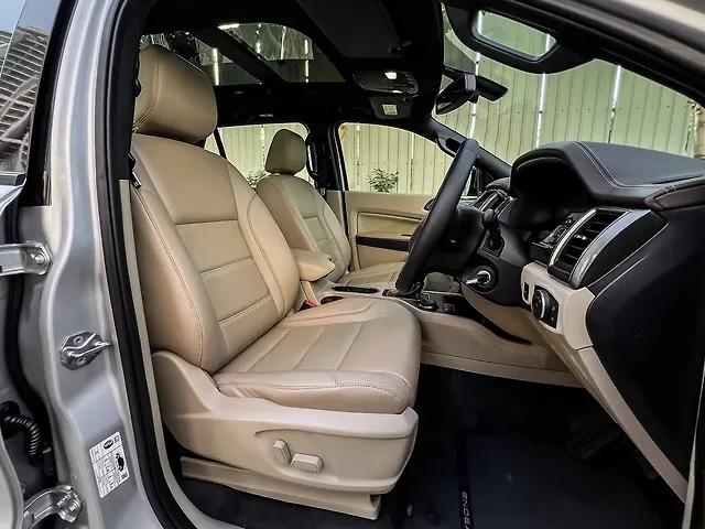 Used Ford Endeavour [2016-2019] Titanium 3.2 4x4 AT in Hyderabad