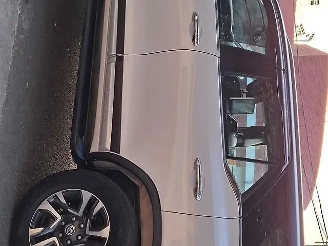 Used Toyota Fortuner 4X4 AT 2.8 Legender in Lucknow