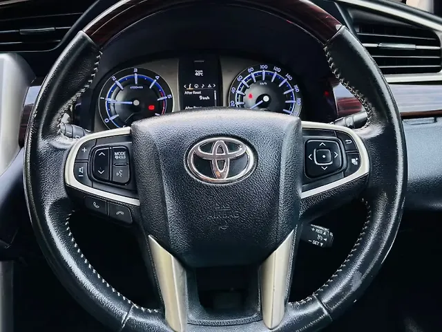 Used Toyota Innova Crysta [2016-2020] 2.4 VX 7 STR [2016-2020] in Delhi