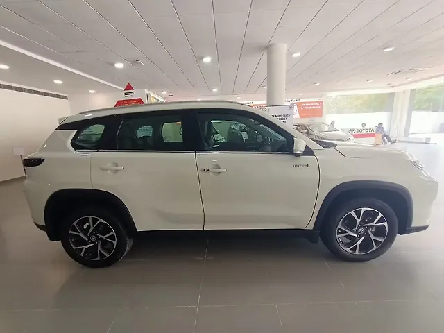 Used Toyota Urban Cruiser Hyryder V Hybrid [2022-2023] in Mohali