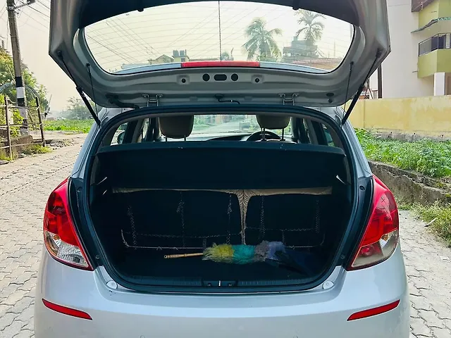 Used Hyundai i20 [2010-2012] Asta 1.2 in Guwahati