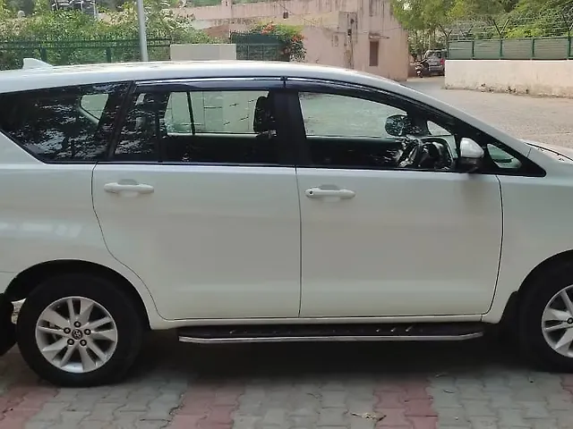 Used Toyota Innova Crysta [2016-2020] 2.7 GX AT 7 STR [2016-2020] in Delhi