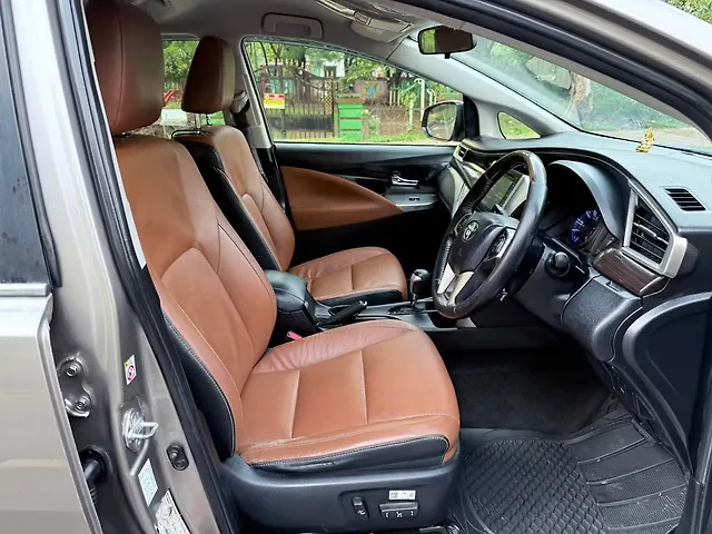 Used Toyota Innova Crysta [2016-2020] 2.8 ZX AT 7 STR [2016-2020] in Thane