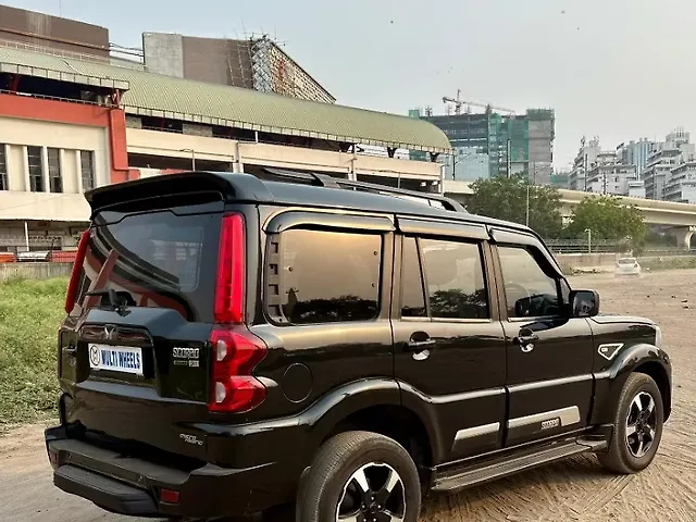 Used Mahindra Scorpio S11 MT 7S in Delhi