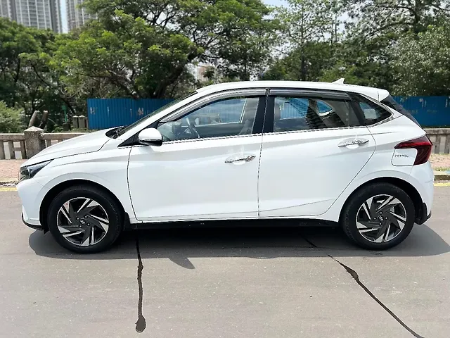 Used Hyundai i20 [2020-2023] Asta 1.2 MT [2020-2023] in Mumbai