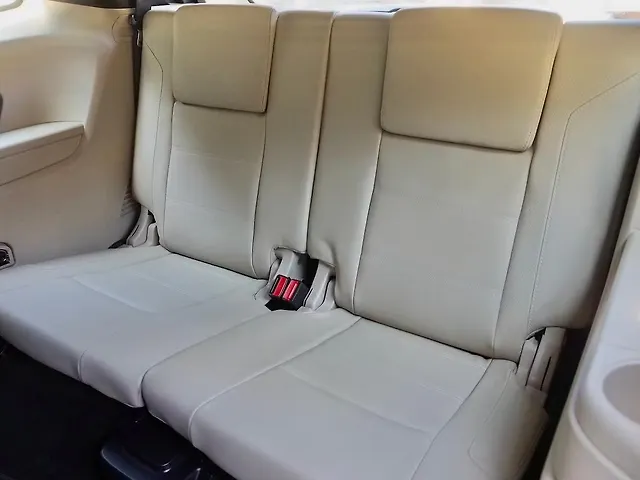 Used Ford Endeavour Titanium Plus 2.0 4x4 AT in Delhi