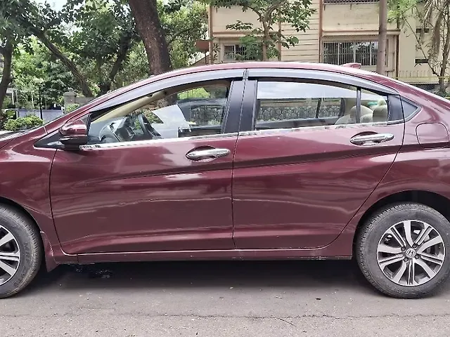 Used Honda City 4th Generation V Petrol [2017-2019] in Mumbai