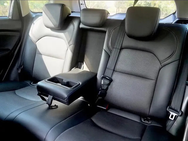Used Maruti Suzuki Grand Vitara Alpha Plus Intelligent Hybrid eCVT Dual Tone [2022-2025] in Delhi