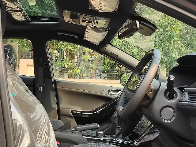 Used Tata Nexon Fearless Plus (S) 1.2 Petrol 6MT Dual Tone [2023-2025] in Delhi