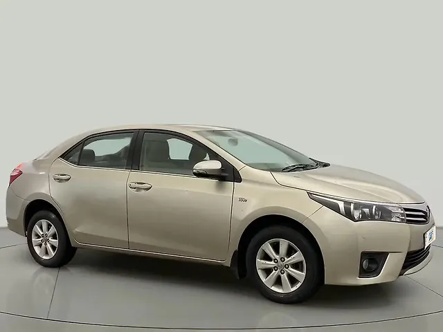 Used 2015 Toyota Corolla Altis in Delhi