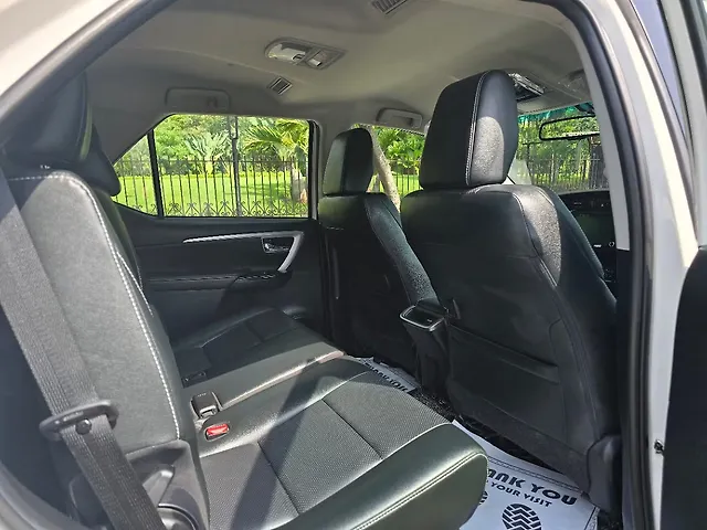 Used Toyota Fortuner 4X2 AT 2.8 Diesel in Mumbai