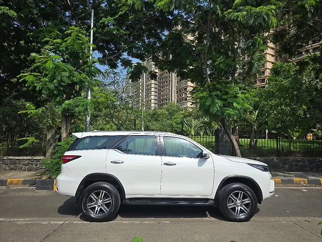 Used Toyota Fortuner 4X2 AT 2.8 Diesel in Mumbai