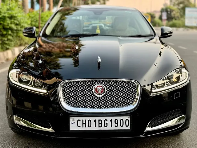 Used 2016 Jaguar XF in Delhi
