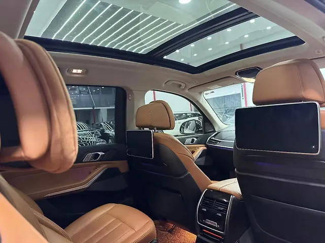 Used BMW X7 [2019-2023] xDrive30d DPE Signature [2019-2020] in Hyderabad