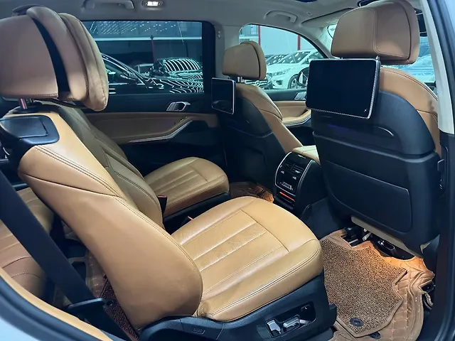 Used BMW X7 [2019-2023] xDrive30d DPE Signature [2019-2020] in Hyderabad