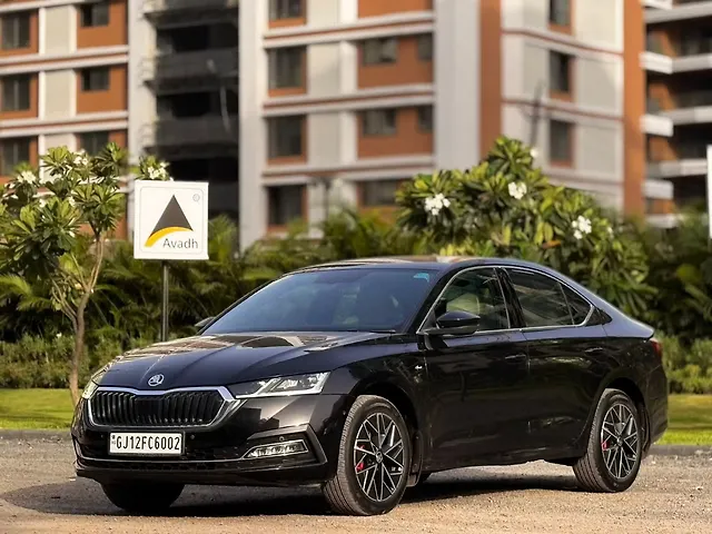 Used Skoda Octavia L&K 2.0 in Surat