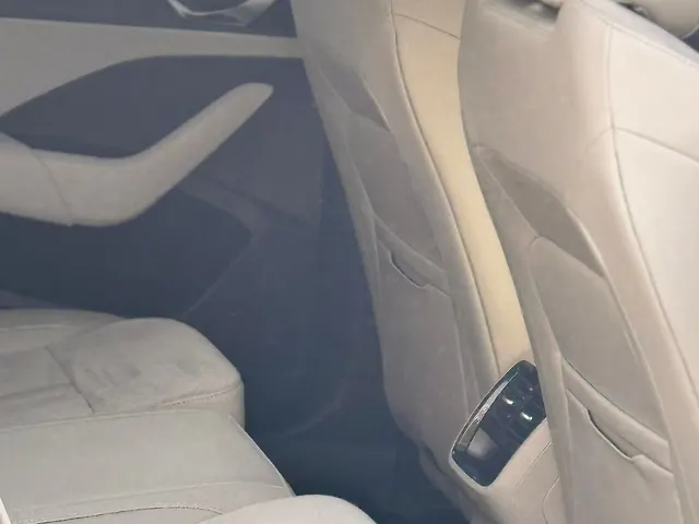 Used Skoda Octavia L&K 2.0 in Surat