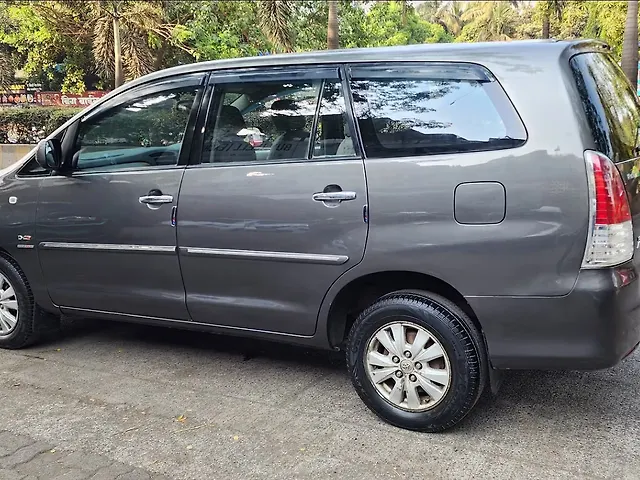 Used Toyota Innova [2009-2012] 2.5 EV PS 8 STR BS-IV in Thane