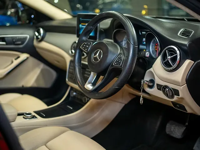 Used Mercedes-Benz GLA [2017-2020] 200 Sport in Delhi