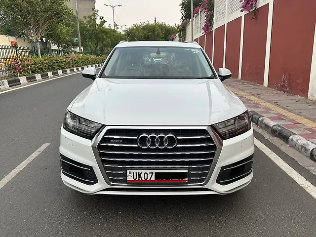 Used 2016 Audi Q7 in Delhi