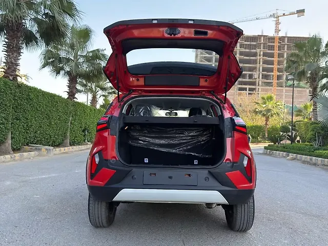 Used Tata Nexon Creative Plus 1.2 Petrol 6AMT [2023-2025] in Delhi