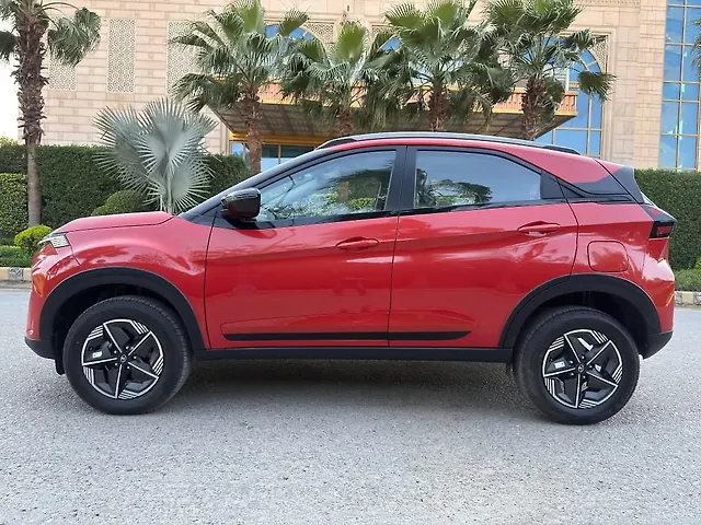 Used Tata Nexon Creative Plus 1.2 Petrol 6AMT [2023-2025] in Delhi