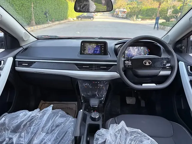 Used Tata Nexon Creative Plus 1.2 Petrol 6AMT [2023-2025] in Delhi