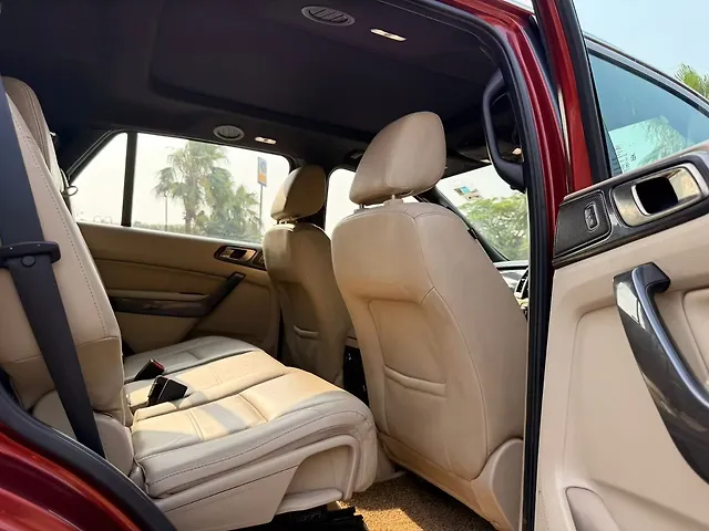 Used Ford Endeavour [2016-2019] Titanium 3.2 4x4 AT in Delhi