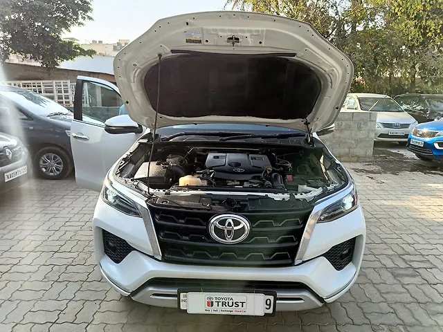Used Toyota Fortuner 4X4 MT 2.8 Diesel in Bangalore