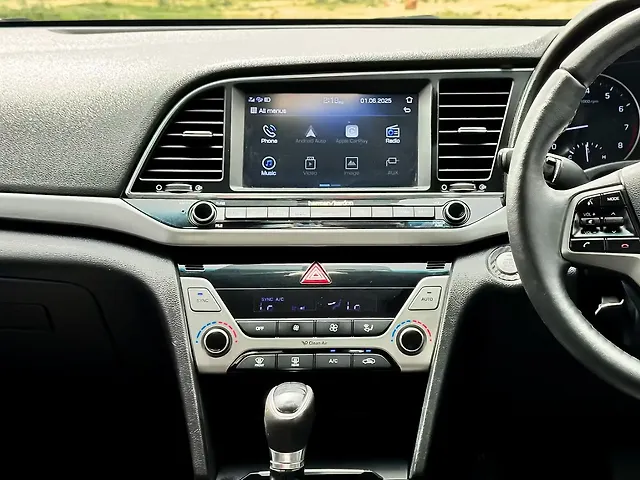 Used Hyundai Elantra SX 2.0 AT in Delhi