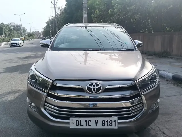 Used 2016 Toyota Innova Crysta in Delhi