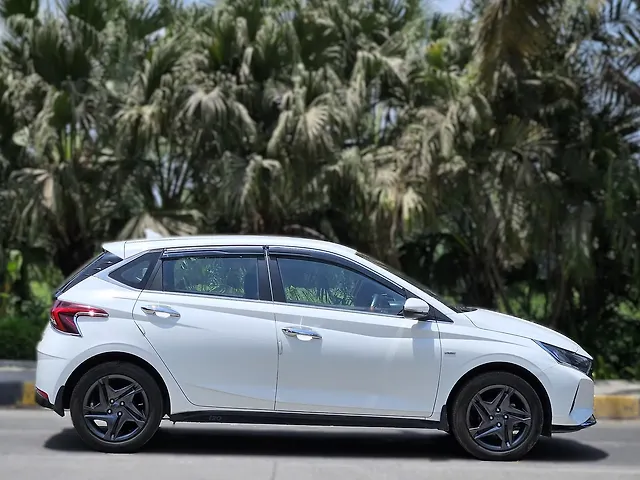Used Hyundai i20 [2020-2023] Sportz 1.2 IVT [2020-2023] in Mumbai