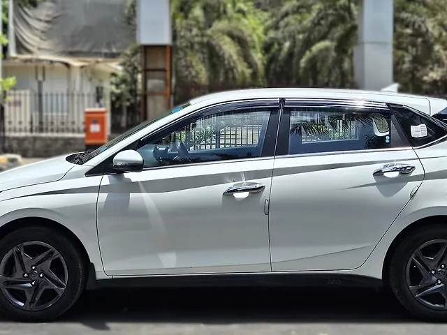 Used Hyundai i20 [2020-2023] Sportz 1.2 IVT [2020-2023] in Mumbai