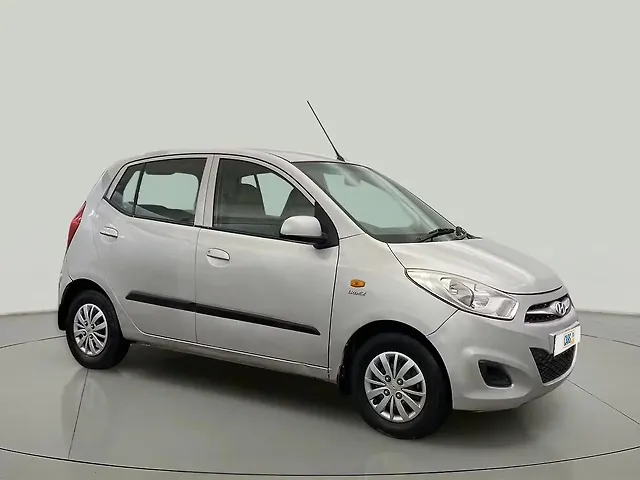 Used 2013 Hyundai i10 in Noida