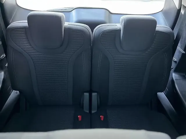 Used Mahindra XUV700 AX 5 Petrol MT 7 STR [2021] in Delhi