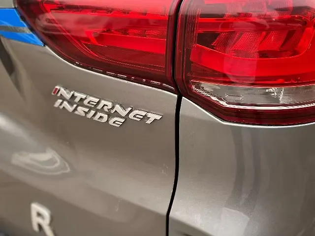 Used MG Gloster Savvy 7 STR 2.0 Twin Turbo 4WD [2022-2023] in Delhi