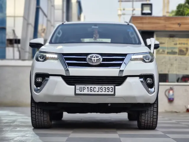 Used 2019 Toyota Fortuner in Delhi