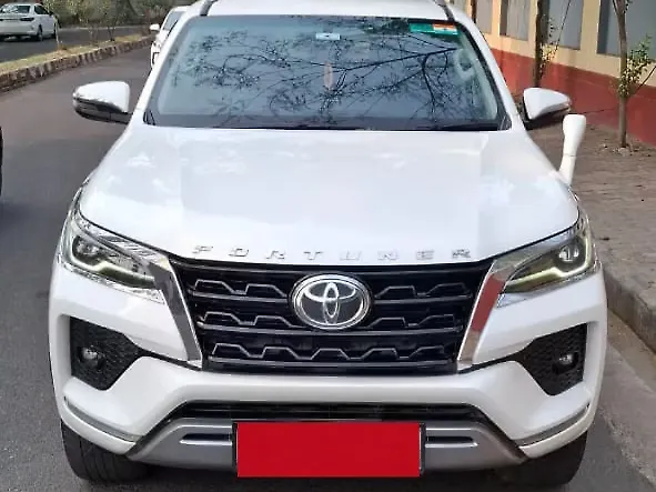 Used 2021 Toyota Fortuner in Lucknow