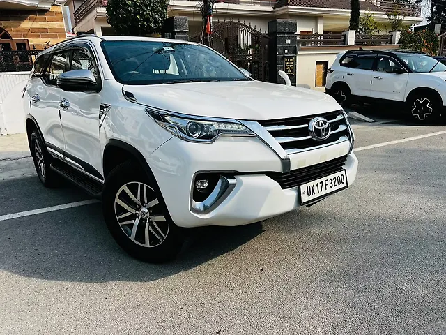Used Toyota Fortuner [2016-2021] 2.8 4x4 AT [2016-2020] in Dehradun