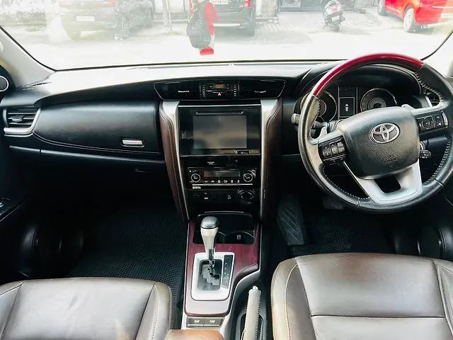 Used Toyota Fortuner [2016-2021] 2.8 4x4 AT [2016-2020] in Dehradun