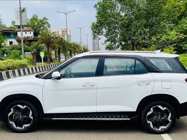 Used Hyundai Alcazar [2021-2023] Signature (O) 6 STR 1.5 Diesel AT in Thane