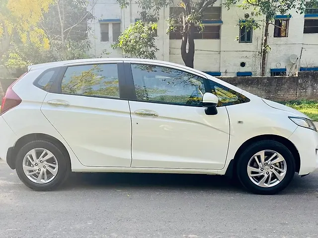 Used Honda Jazz [2015-2018] V Petrol in Chandigarh
