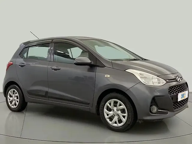 Used 2018 Hyundai Grand i10 in Delhi