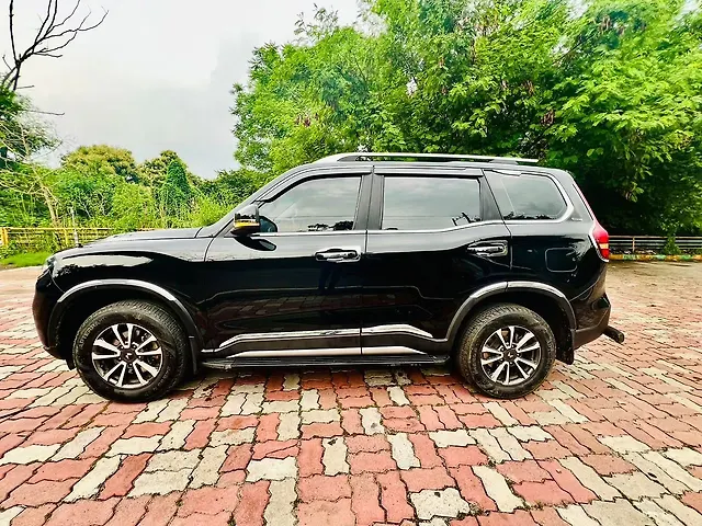 Used Mahindra Scorpio N Z8 Diesel AT 2WD 7 STR in Lucknow