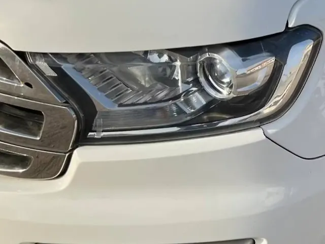 Used Ford Endeavour [2016-2019] Trend 2.2 4x2 AT in Delhi