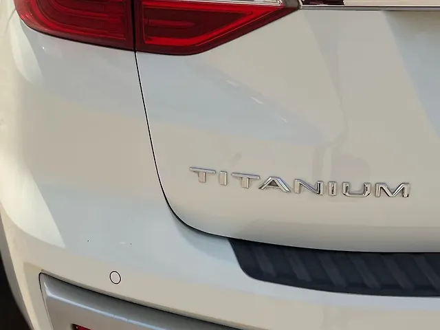Used Ford Endeavour Titanium 2.0 4x2 AT in Delhi