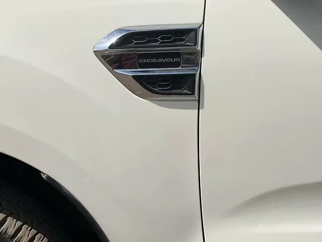 Used Ford Endeavour Titanium 2.0 4x2 AT in Delhi