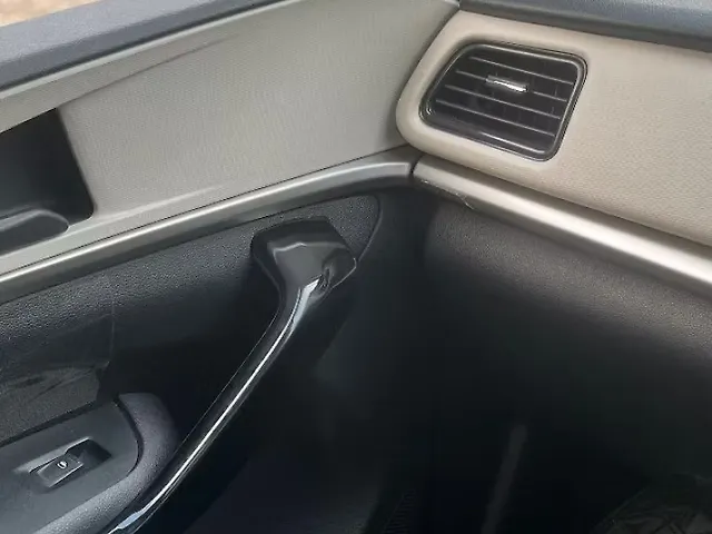 Used Mahindra XUV700 AX 5 Diesel AT 7 STR [2021] in Delhi